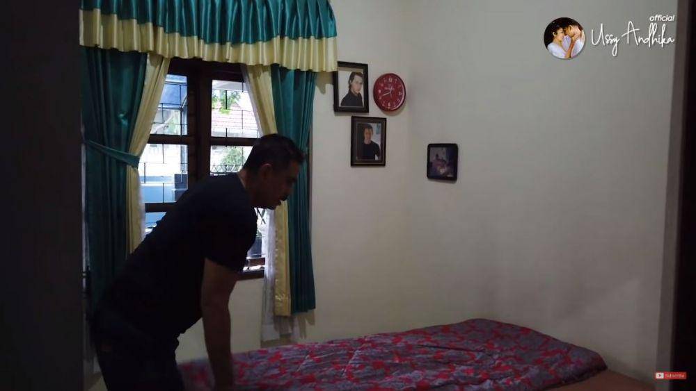 rumah masa kecil Andhika (Youtube.com/Ussy Andhika Official)