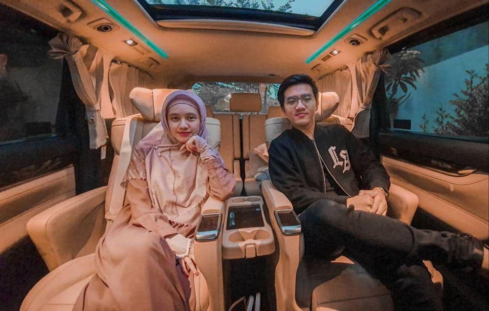 OOTD Wayan Ixora(instagram.com/ wayanixora_)