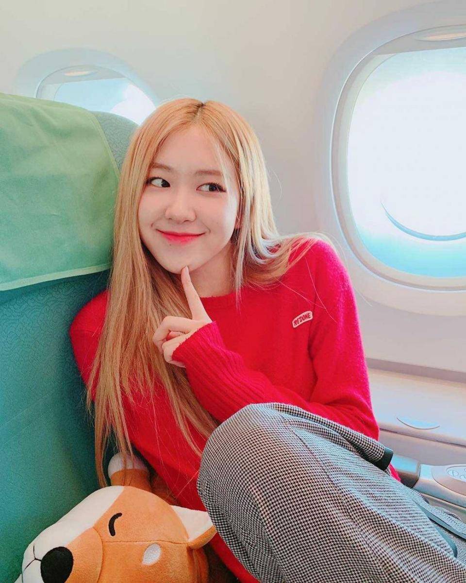 Potret Rosé BLACKPINK (instagram.com/roses_are_rosie)