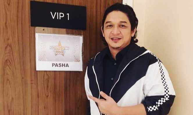 Pasha Ungu (instagram.com/pashaungu_vm)