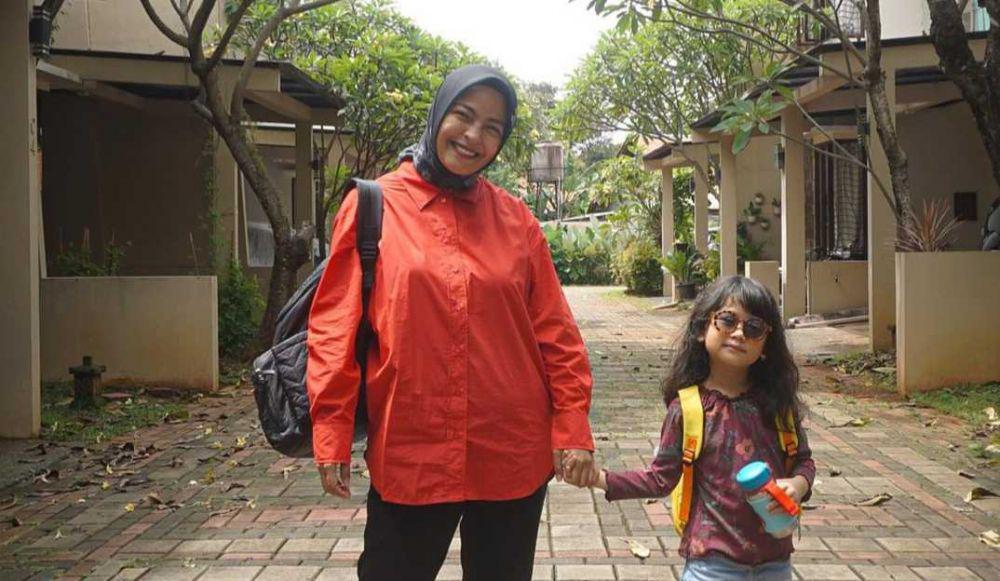 Dulu Rock n Roll Abis, 9 Vokalis Wanita Ini Kini Sudah Jadi Ibu Hits