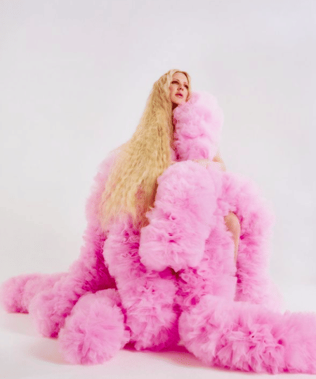 Perjalanan kehamilan Ellie Goulding (instagram.com/elliegoulding)