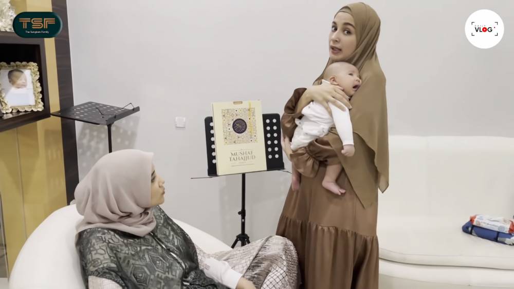 Shireen Sungkar dan anak Zaskia Sungkar (youtube.com/The Sungkars Family)