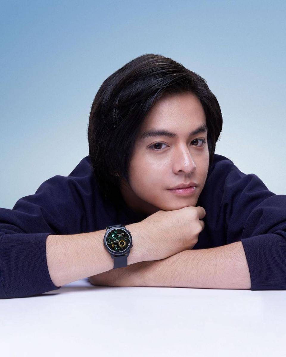 Angga Yunanda saat pemotretan pose close-up. (instagram.com/anggayunandareal16)