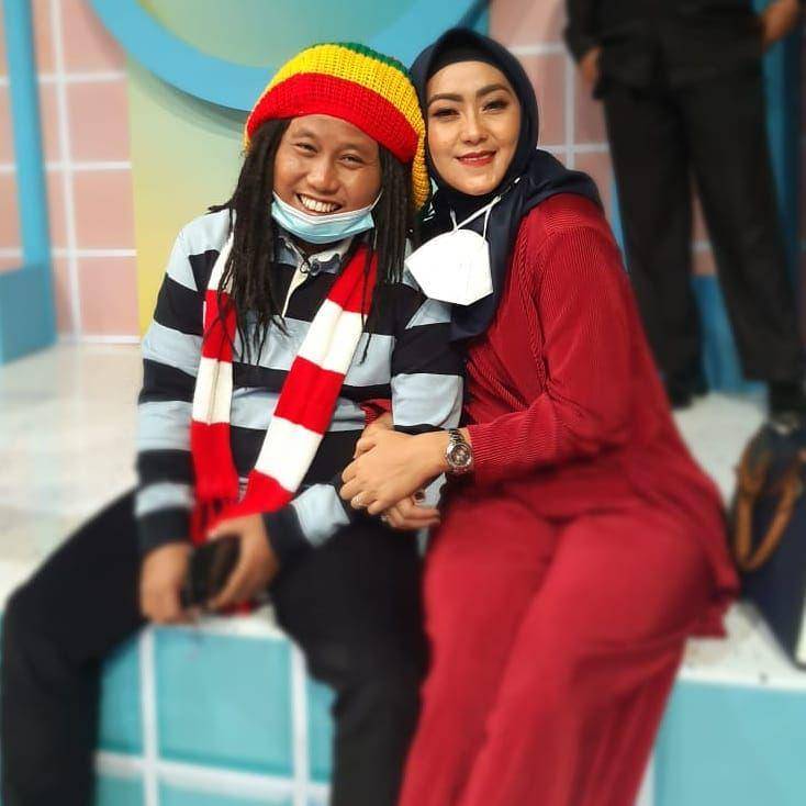 Narji dan istri (instagram.com/diyan_narji)