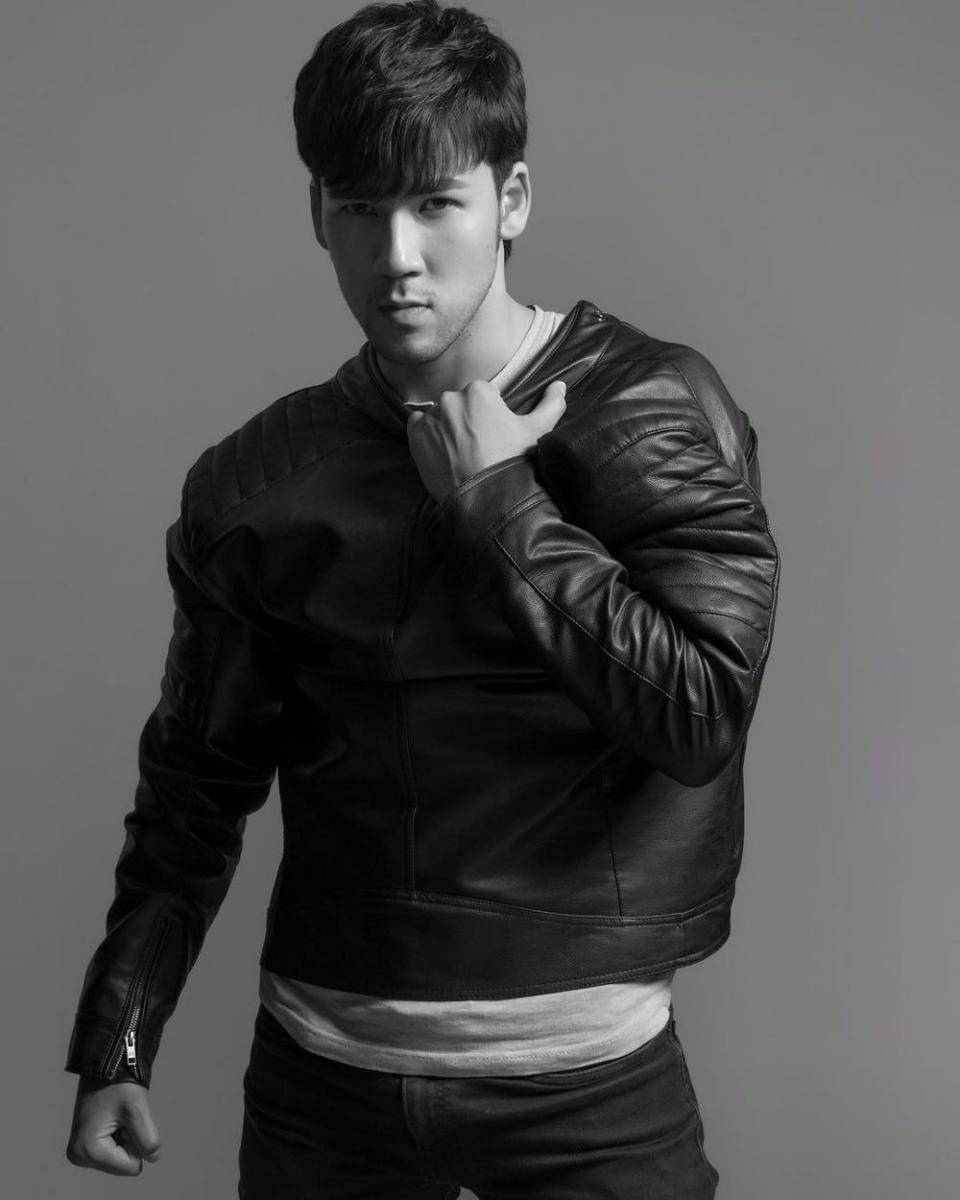 Max Huang (instagram.com/maxhuangofficial)