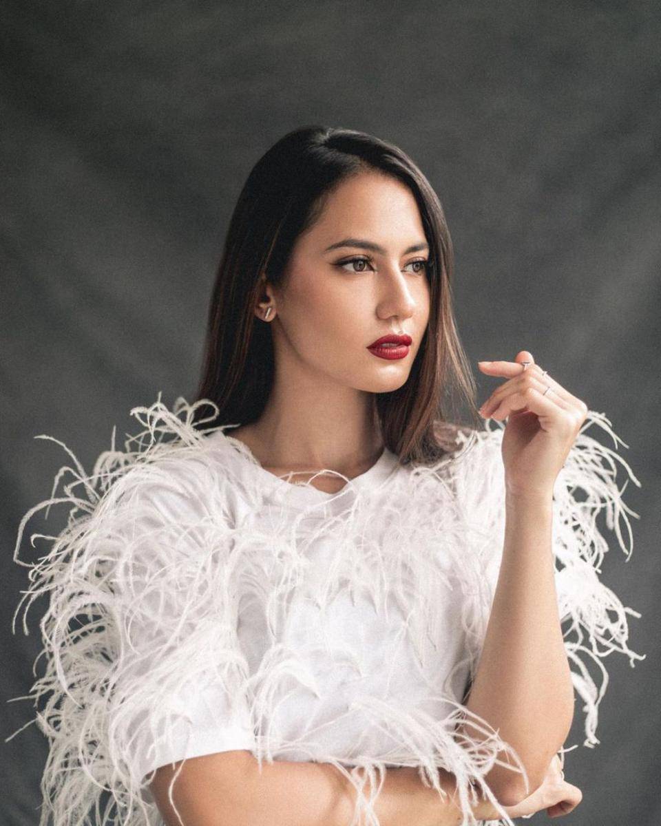 potret close up Pevita Pearce (Instagram.com/pevpearce)