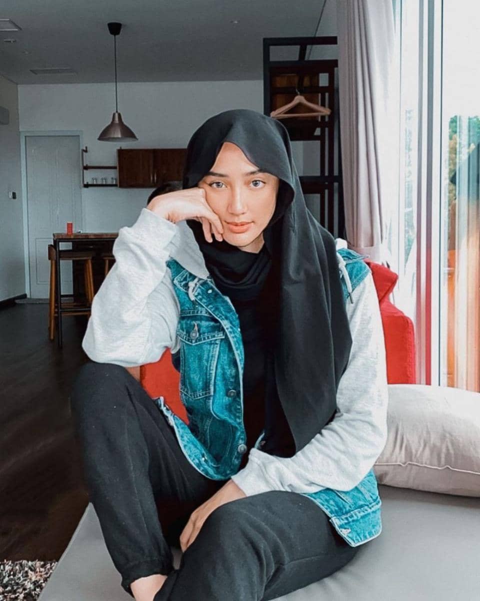 Elfin Rappa berhijab (instagram.com/elfinrappa)