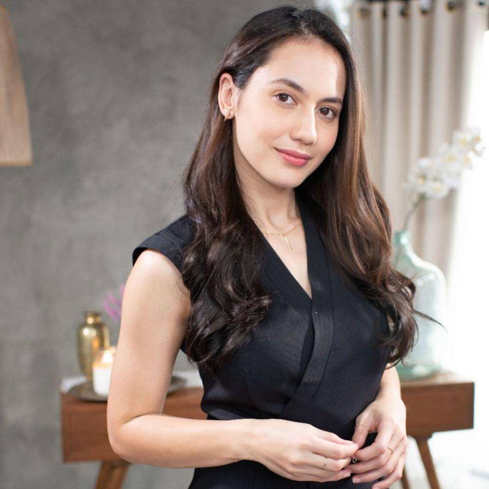 potret close up Pevita Pearce (Instagram.com/pevpearce)