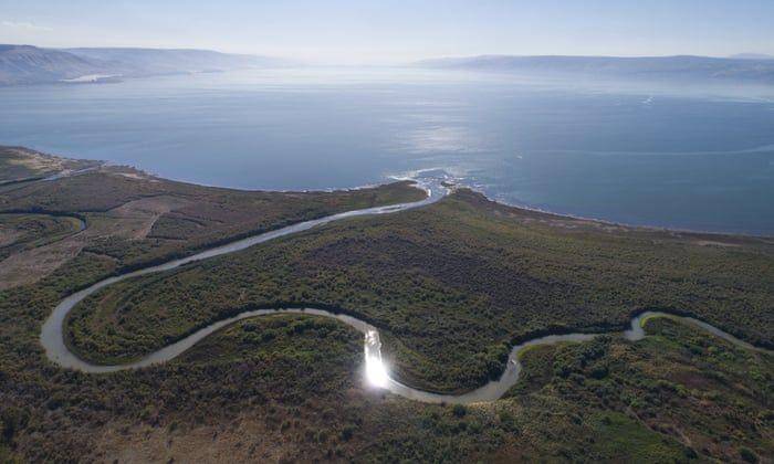 Danau Galilea (theguardian.com)
