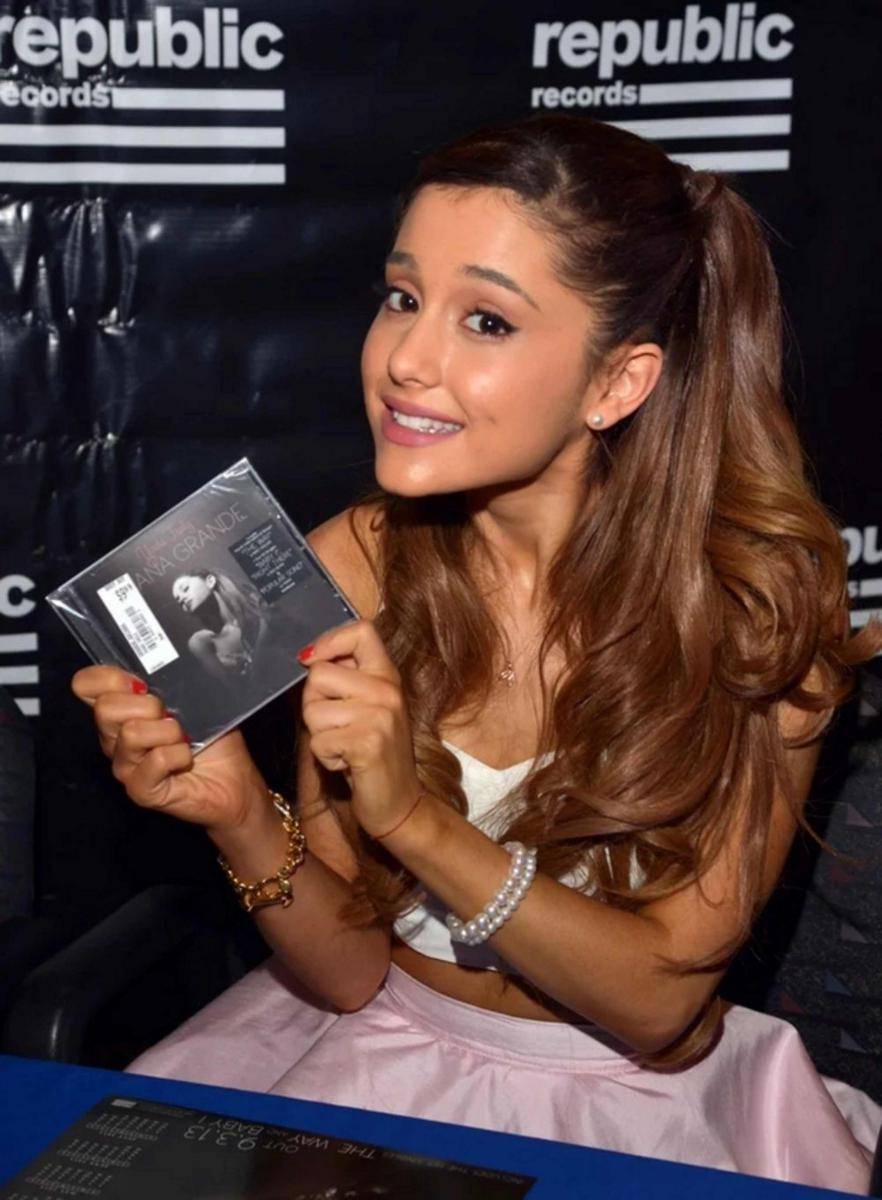 Ariana Grande. (dok. Getty Images/Lester Cohen via Popsugar.com)