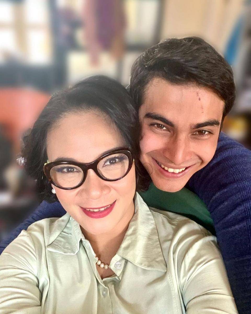 Potret hangat Dian Nitami dengan anak asli dan anak di sinetron (instagram.com/bu_deedee)