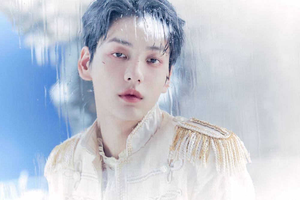 Soobin TXT teaser foto 'World' (twitter.com/BIGHIT_MUSIC)