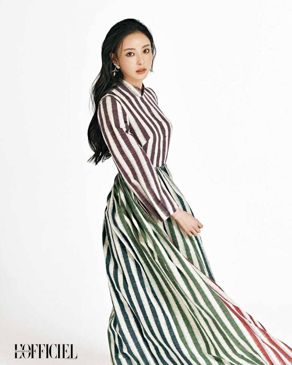 Lee Da Hee (instagram.com/dahee0315)