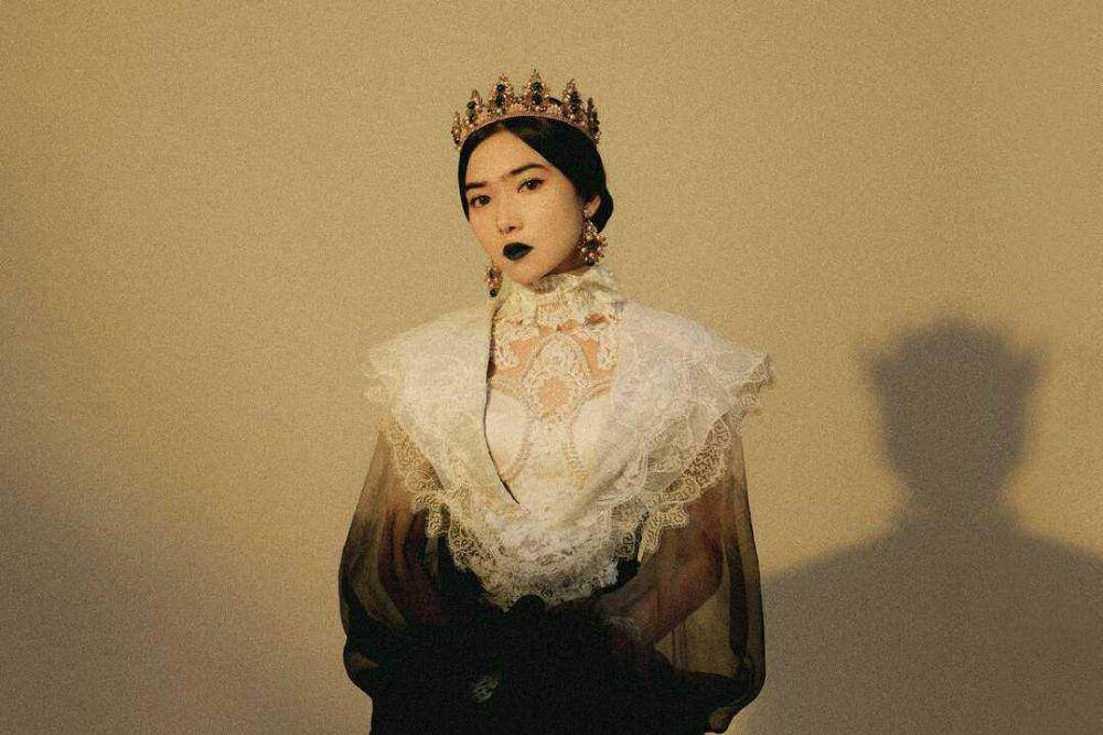Isyana Sarasvati (Instagram.com/isyanasarasvati)