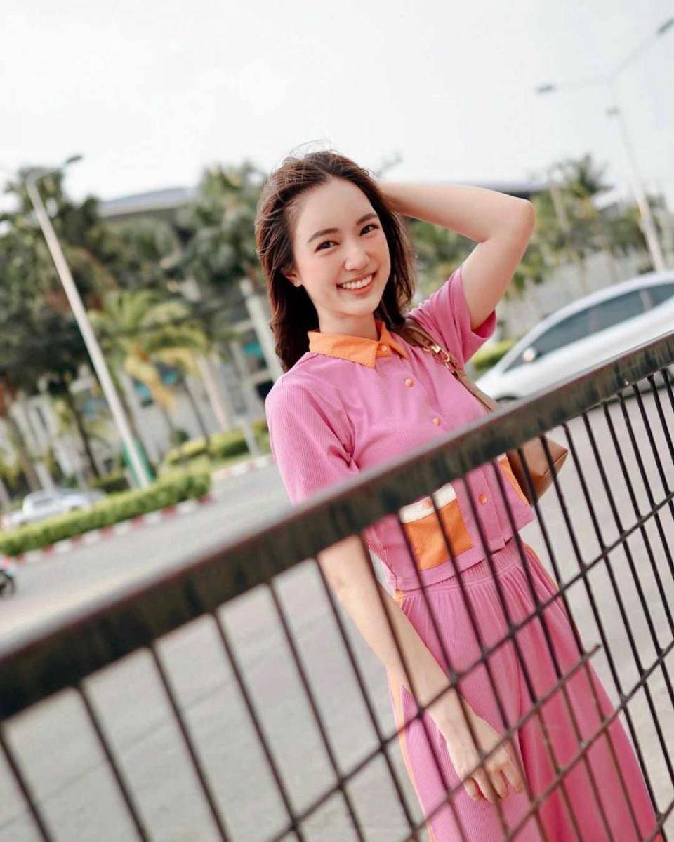 Potret Bua Nalinthip (Instagram.com/buanalinthip)