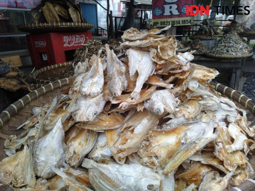 Olahan ikan asin dan terasi Lampung khas Tulangbawang (IDN Times/Silviana)