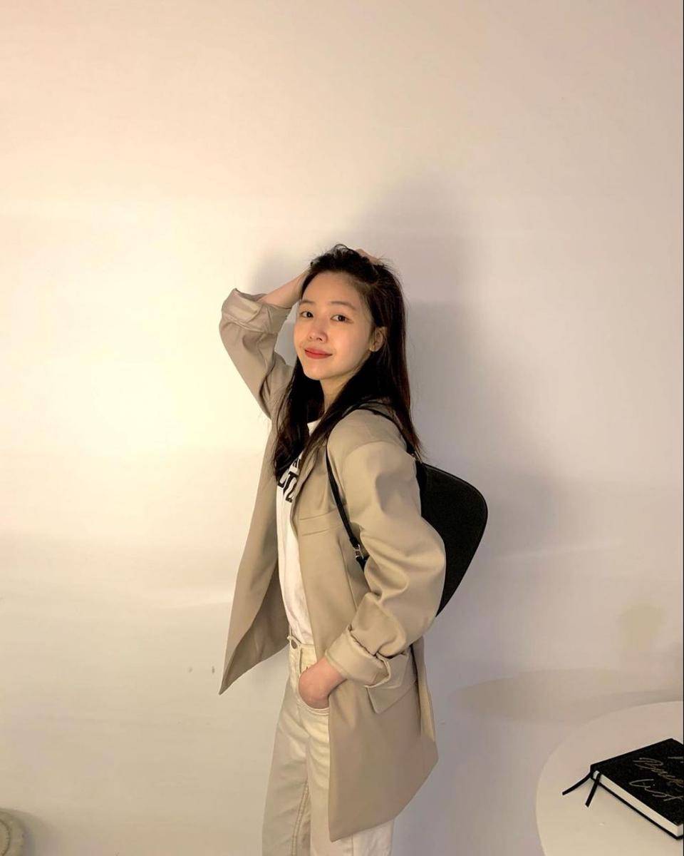 Bang Min Ah (instagram.com/bbang_93)