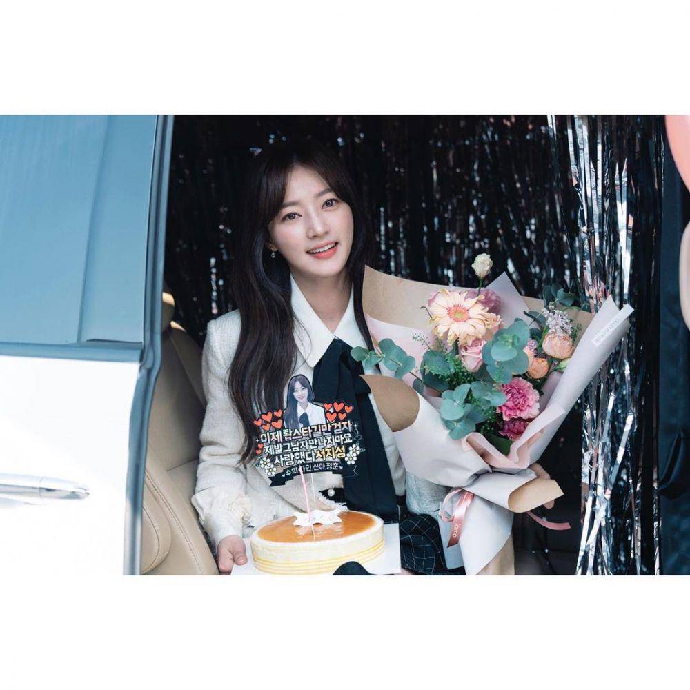 Song Ha Yeon (instagram.com/kkbyss)