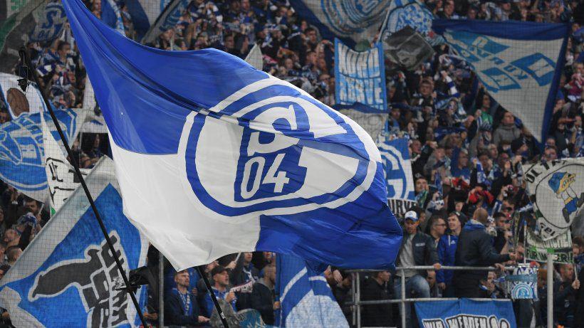 5 Alasan Banyak Klub Bundesliga Memakai Angka pada Namanya