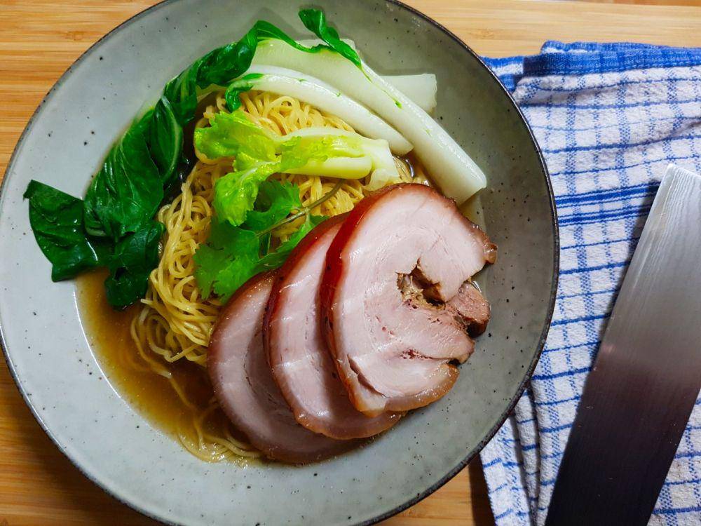 ilustrasi ramen bok choy (chefwhocooks.com)