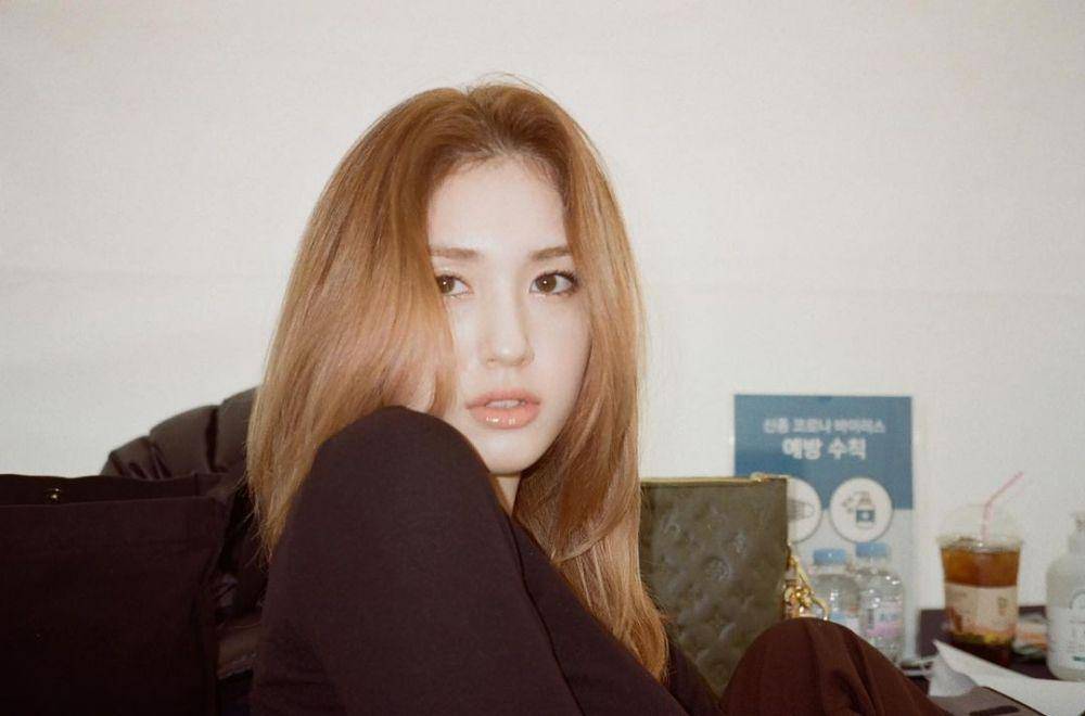 Jeon Somi (instagram.com/somsomi0309)