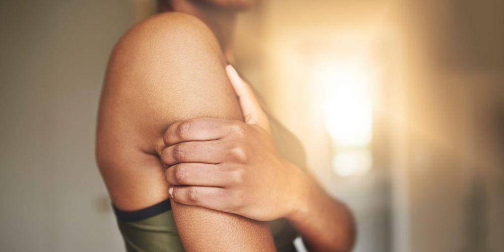 ilustrasi nyeri lengan setelah vaksinasi COVID-19 (openfit.com)
