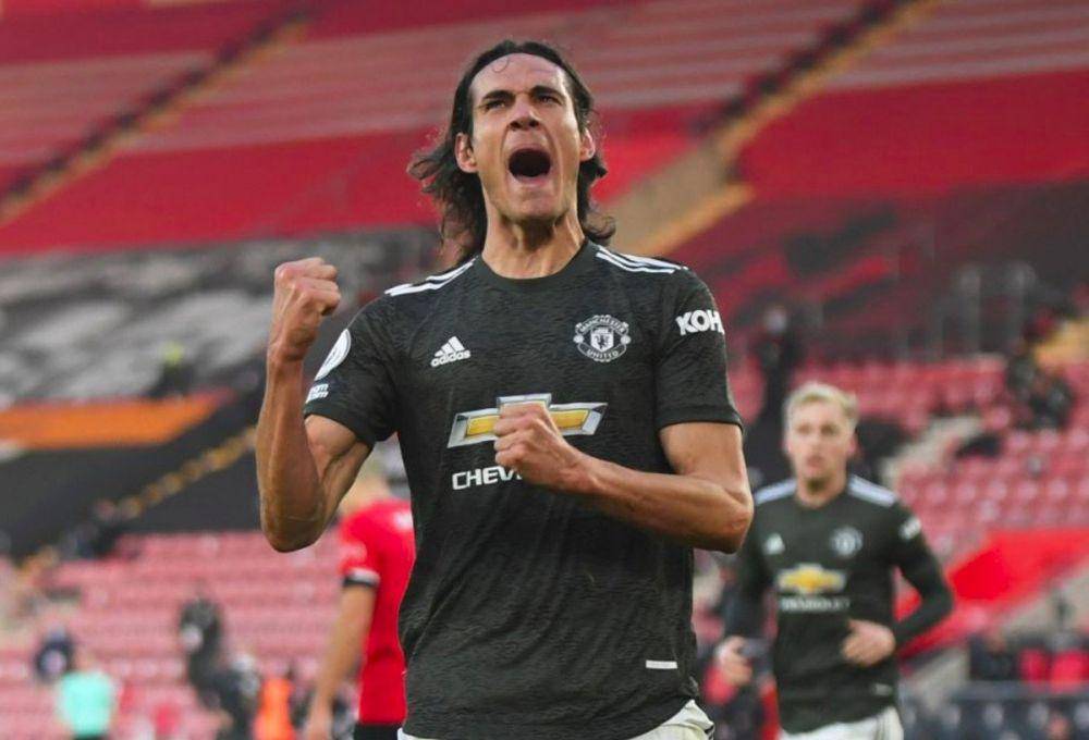 Edinson Cavani (footballcritic.com)