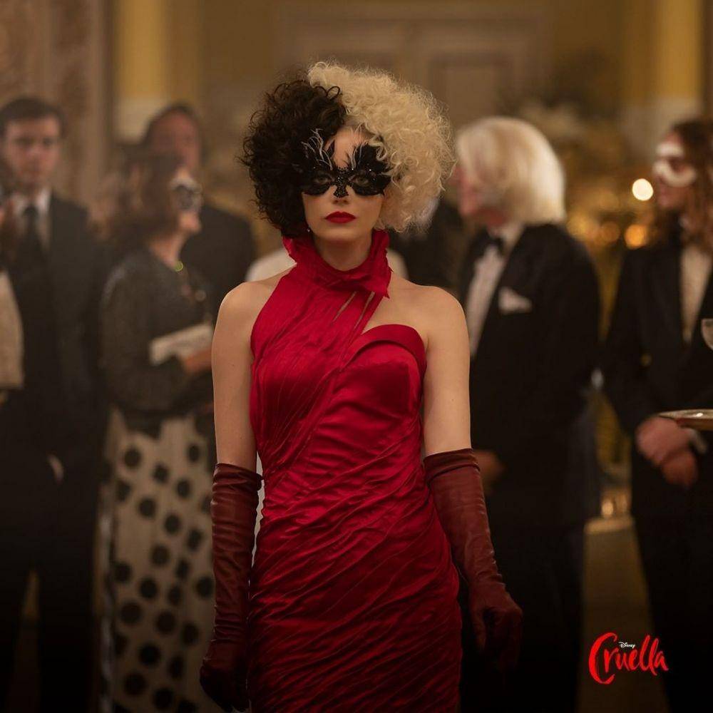 Cuplikan film Cruella (instagram.com/disneycruella)