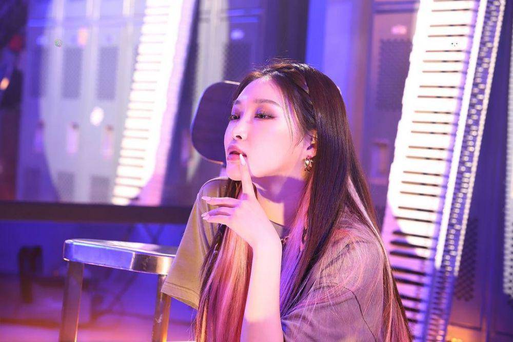 Chungha (instagram.com/_imyour_joy)