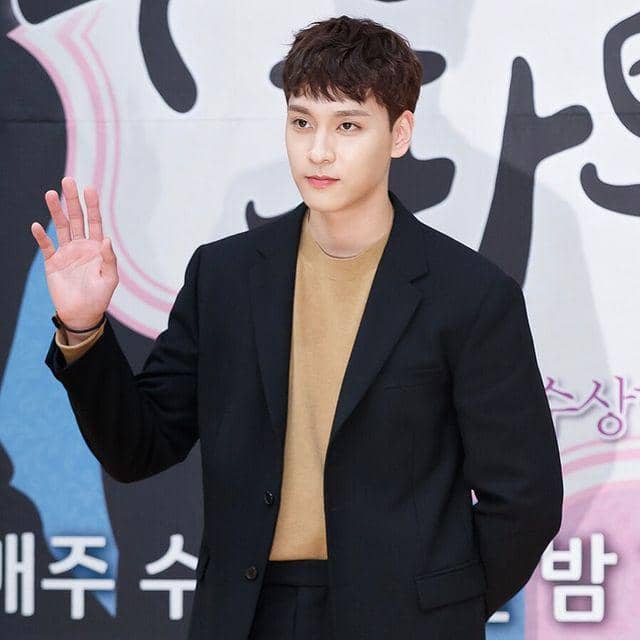 Choi Tae Joon (instagram.com/actorctj)