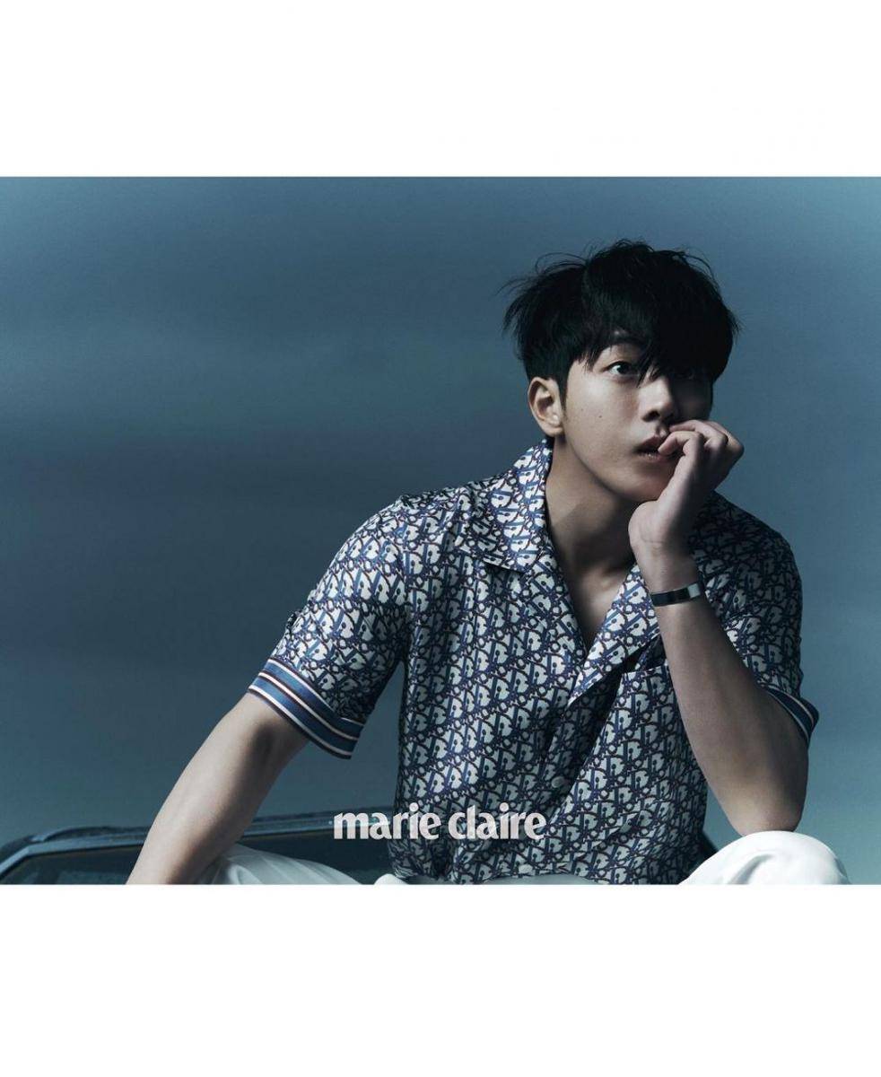 Nam Joo Hyuk di pemotretan majalah Marie Claire Korea. (instagram.com/marieclairekorea)