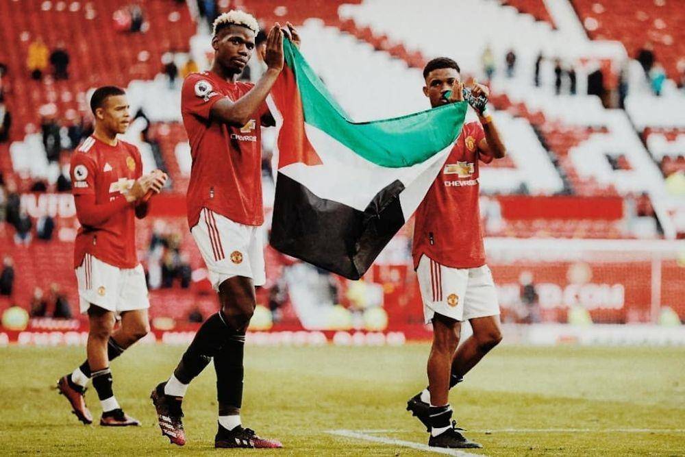 Paul Pogba dan Amad (Instagram.com/utd4ever_)