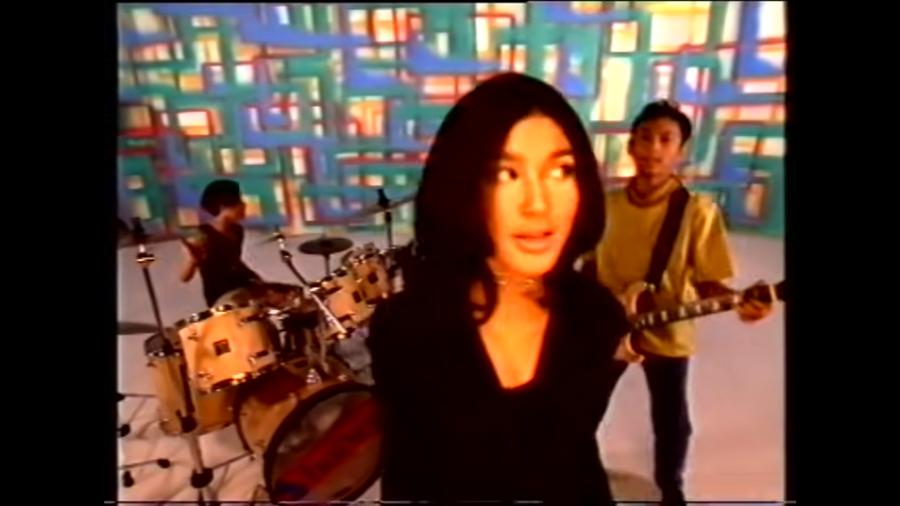 5 Video Klip yang Menghiasi Layar Kaca pada Tahun 2000-an