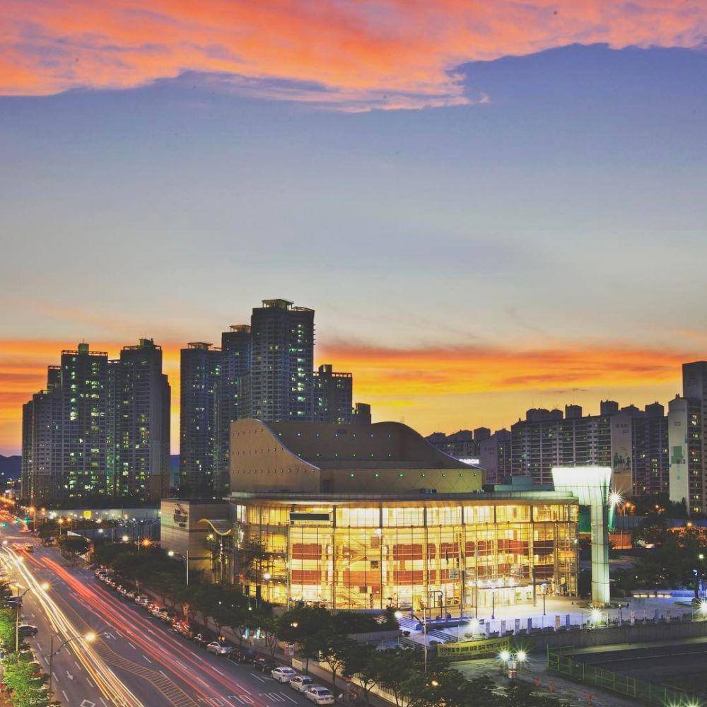 Daegu Opera House (instagram.com/daeguoperahouse)