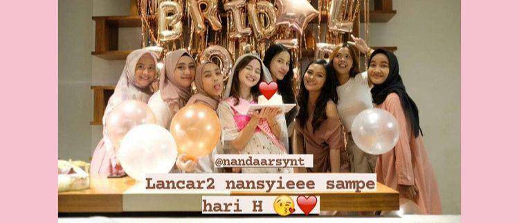 Bridal shower nanda (Instagram.com/nandaarsynt)