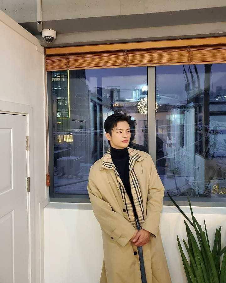 Seo In Guk (instagram.com/seo_cccc)