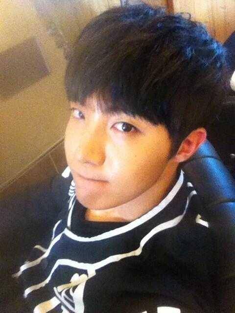 J-Hope BTS saat baru debut (twitter.com/BTS_twt)