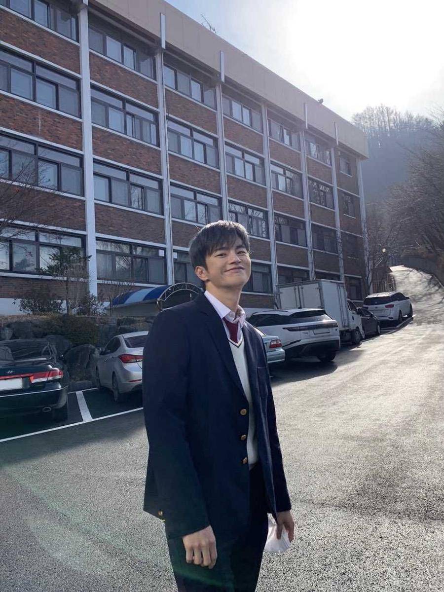 Seo In Guk (twitter.com/Whatsup_Inguk)