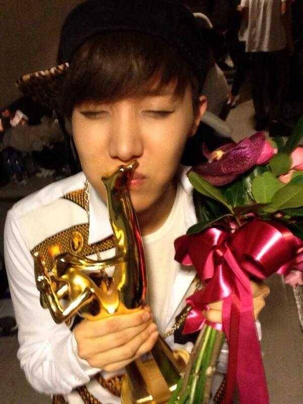 J-Hope BTS saat baru debut (twitter.com/BTS_twt)