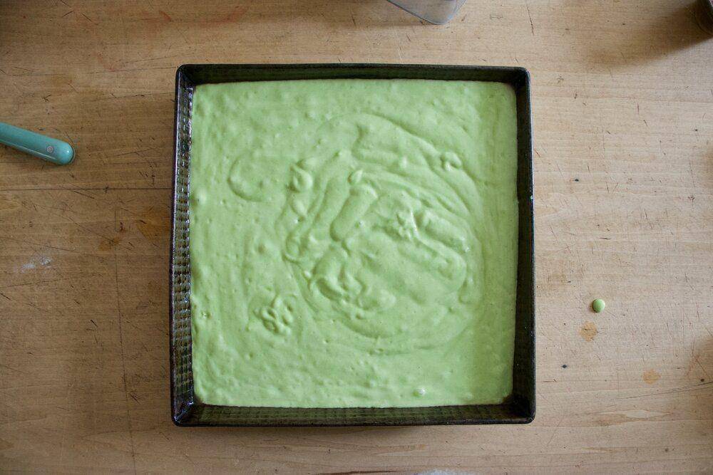 Adonan lapis legit pandan (thelovelycrazy.com)