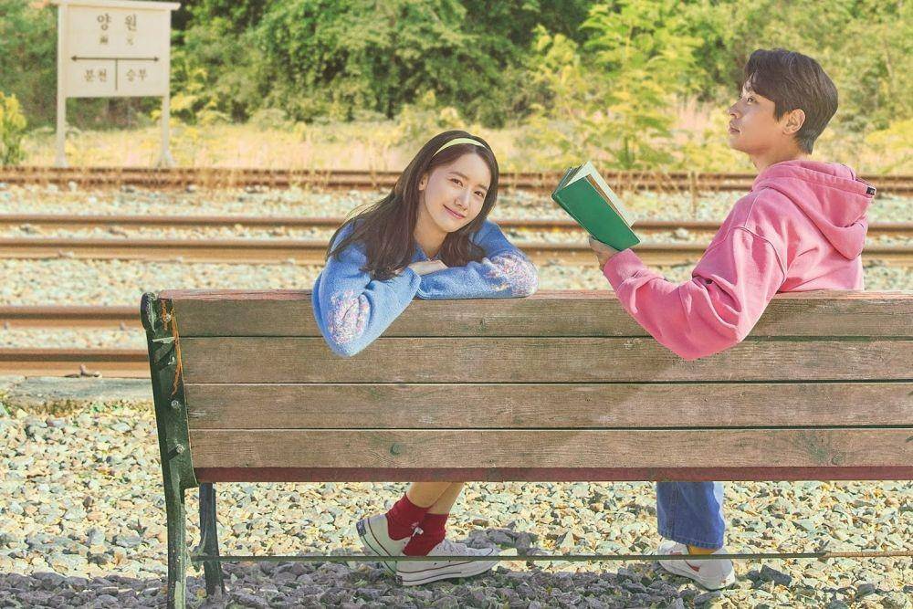 Park Jung Min dan Yoona SNSD di poster film Miracle. (instagram.com/semcompany_)