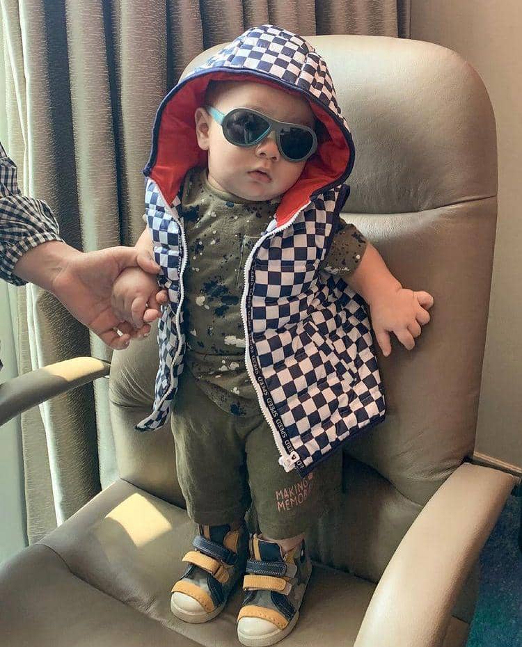 Athar vs air (Instagram.com/_irishbella_)
