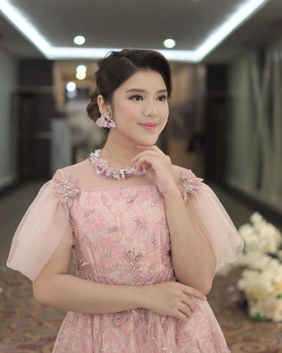 Tiara Andini (instagram.com/tiaraandini/)