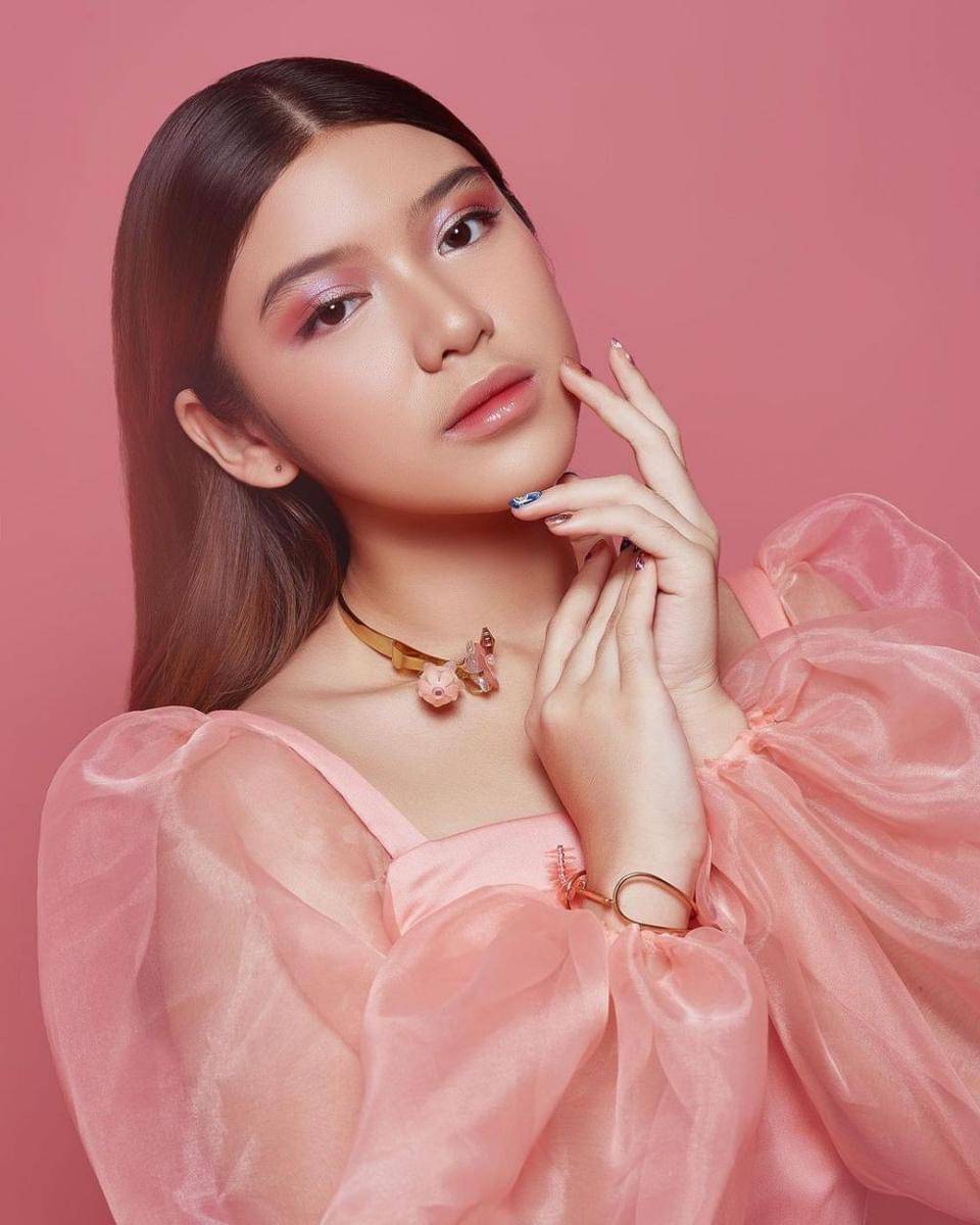 Tiara Andini (instagram.com/tiaraandini/)