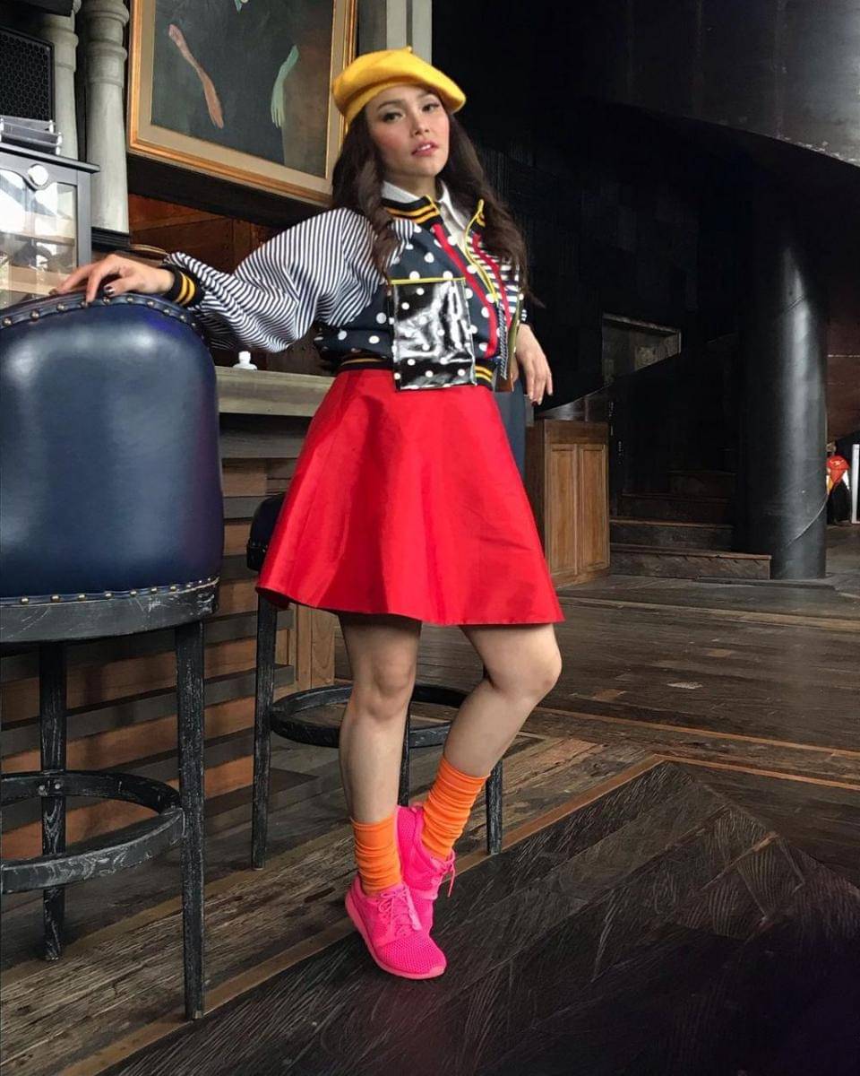 Elizabeth Putri (instagram.com/ibethestrya.ig)