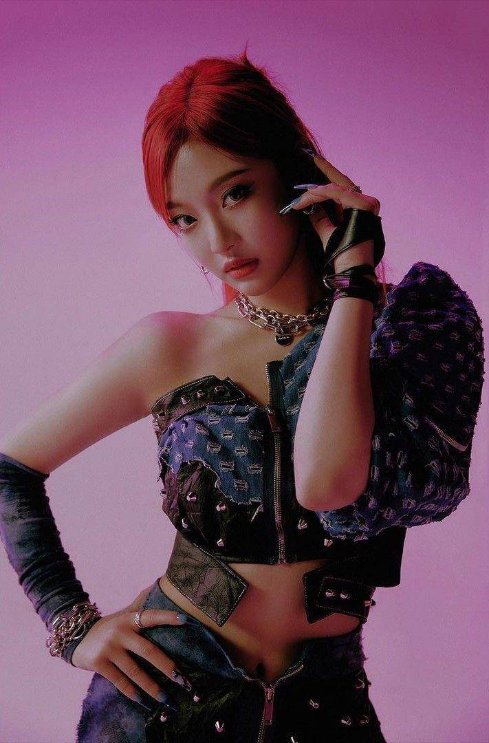 Potret Ningning aespa dengan Rambut Merah (instagram.com/aespa_official)