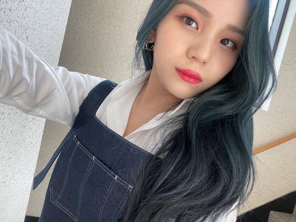 Umji GFRIEND (instagram.com/gfriendofficial)
