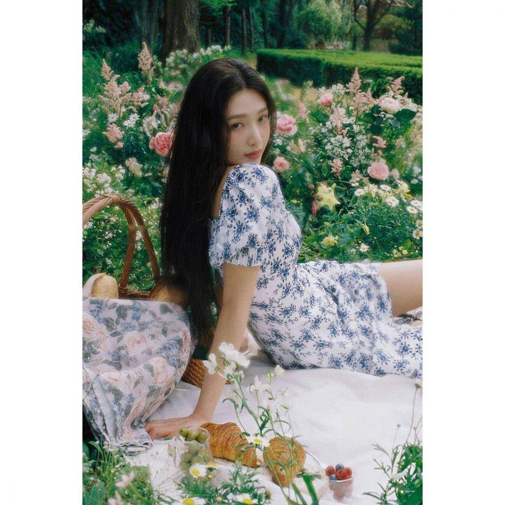 Joy Red Velvet (instagram.com/redvelvet.smtown)