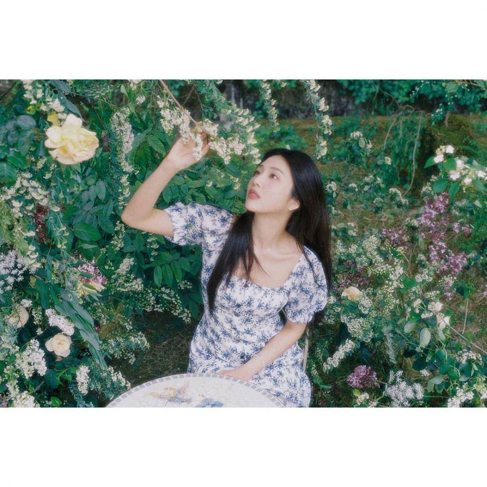 Joy Red Velvet (instagram.com/redvelvet.smtown)